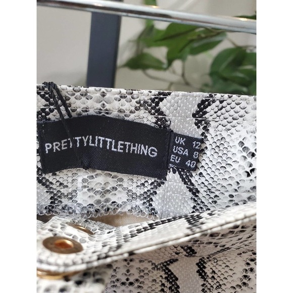 Prettylittlething Women's Grey Zip Snake Print Mid Rise Skinny Legs Trouser 8 - Picture 5 of 12